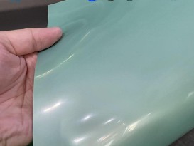 鞋材tpu膜亮面凉鞋 时尚包面料TPU薄膜 彩色薄膜